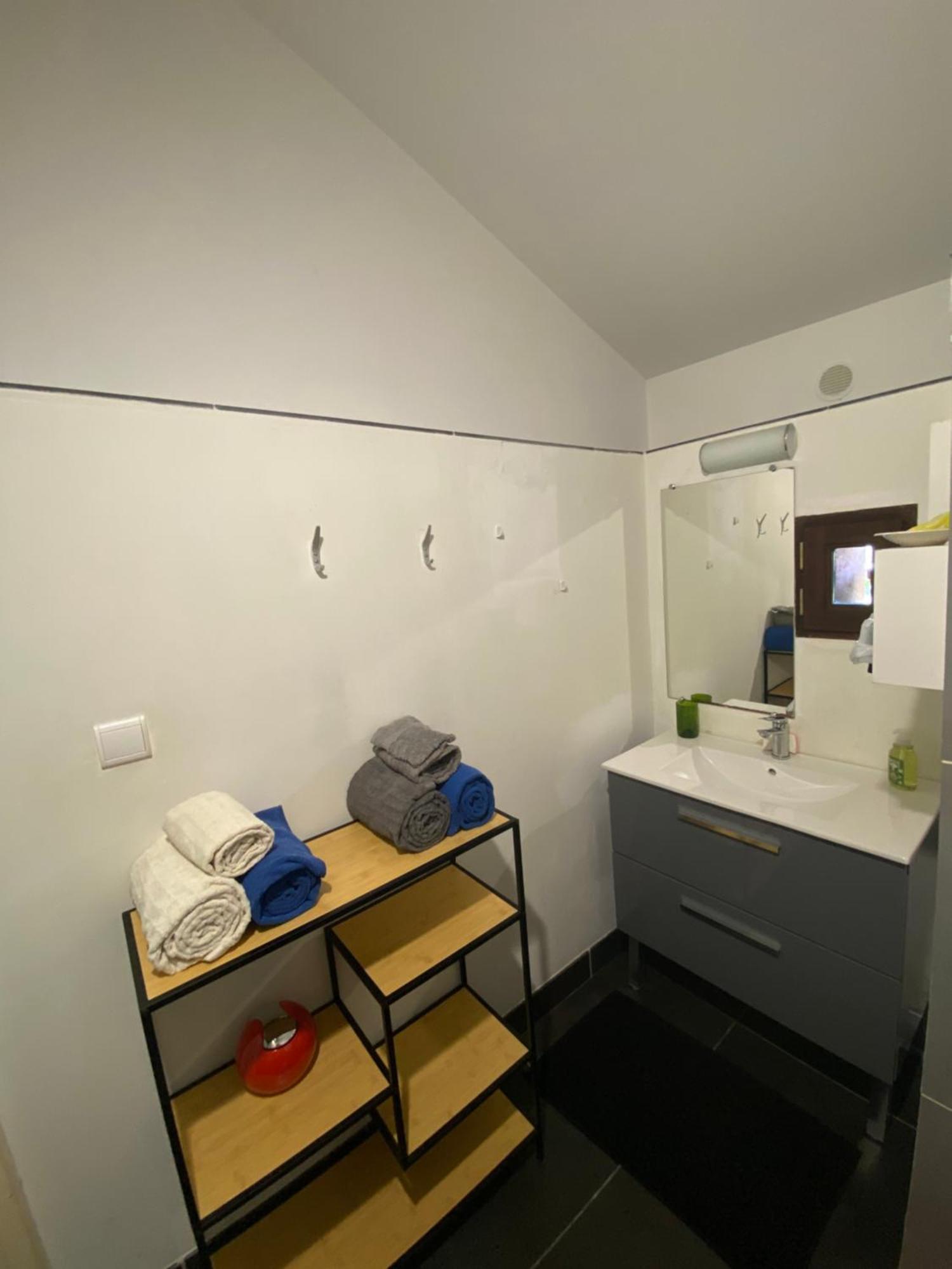 Location Gite 4 Personnes Mazeres - La Petite Maison Mazères Exterior foto